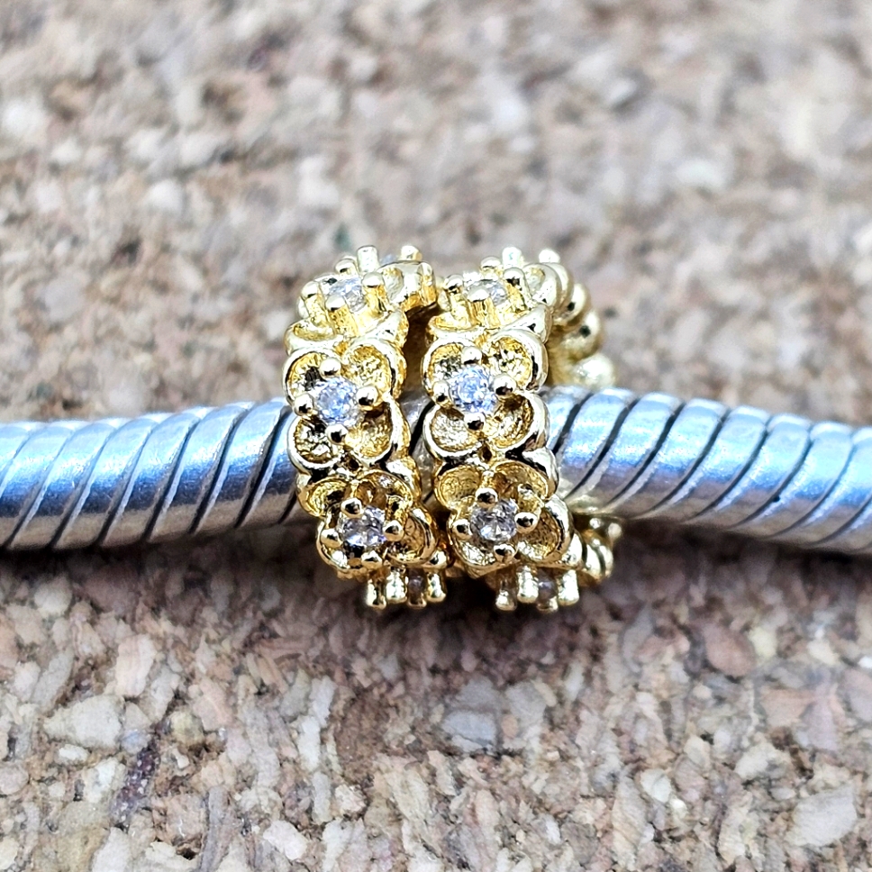 2 Authentic Sparkling Cz Gold Flower Spacer Charm Bead For Pandora